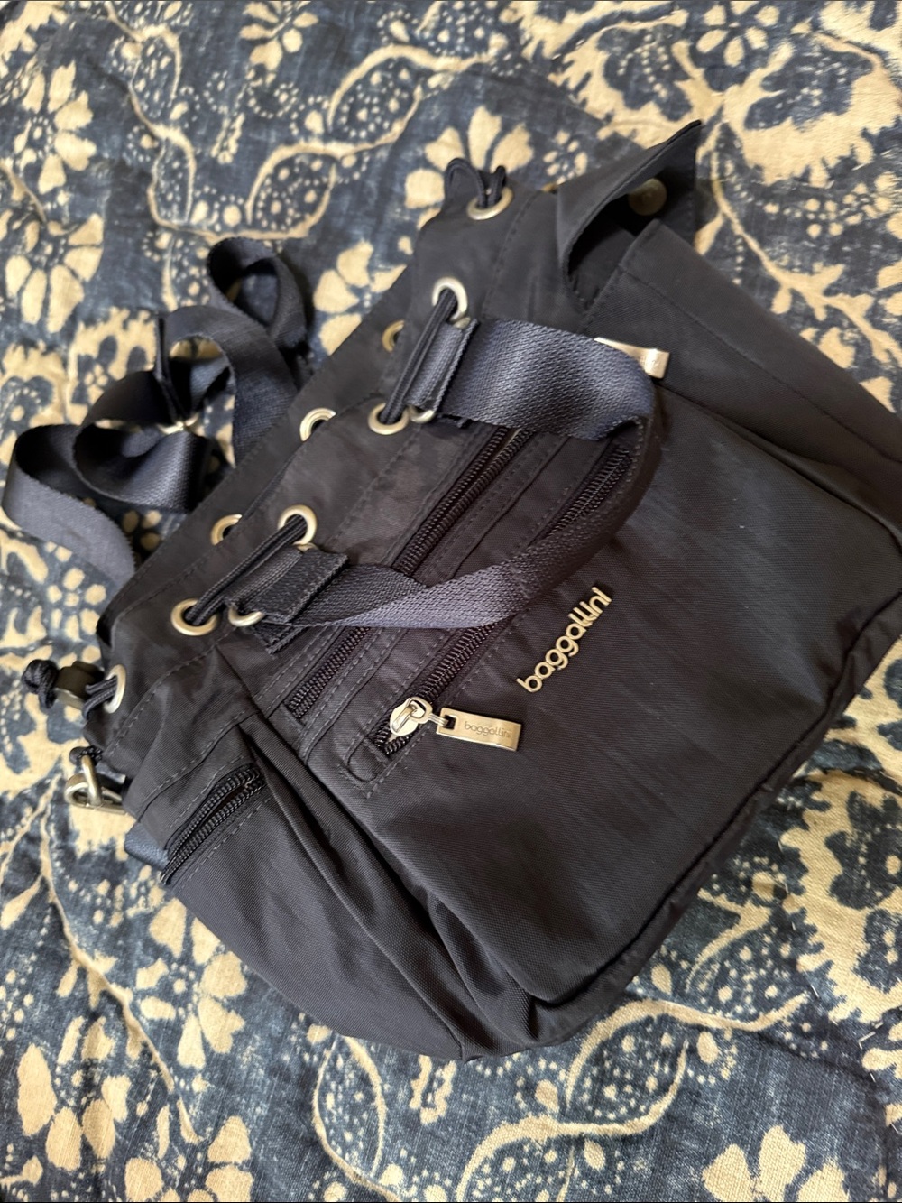Baggallini Navy Purse Crossbody Bag with Gold Accents